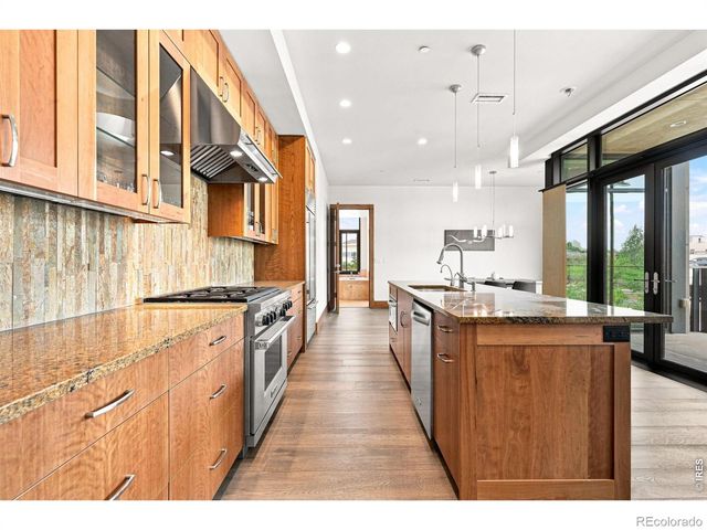 1077 Canyon Boulevard 211, Boulder, CO 80302