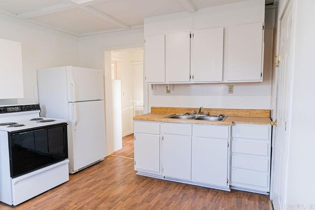 304 N 12th Avenue, Paragould, AR 72450