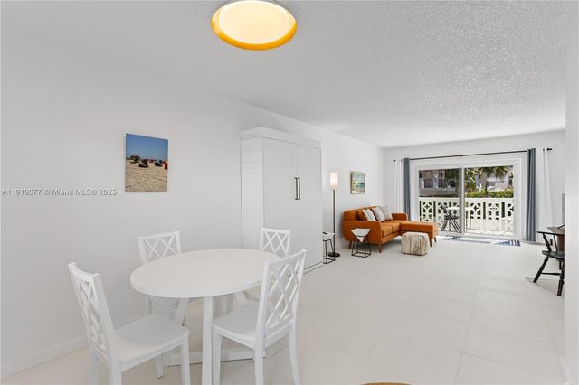 3209 S Ocean Dr 2M, Hallandale Beach, FL 33009