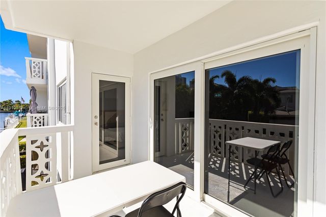 3209 S Ocean Dr 2M, Hallandale Beach, FL 33009