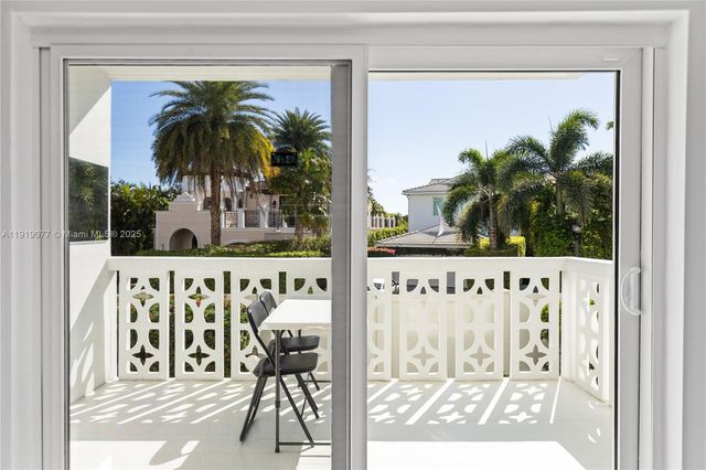 3209 S Ocean Dr 2M, Hallandale Beach, FL 33009