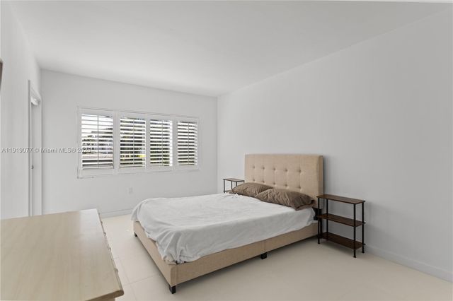 3209 S Ocean Dr 2M, Hallandale Beach, FL 33009