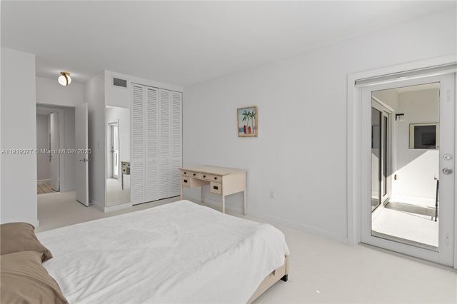 3209 S Ocean Dr 2M, Hallandale Beach, FL 33009