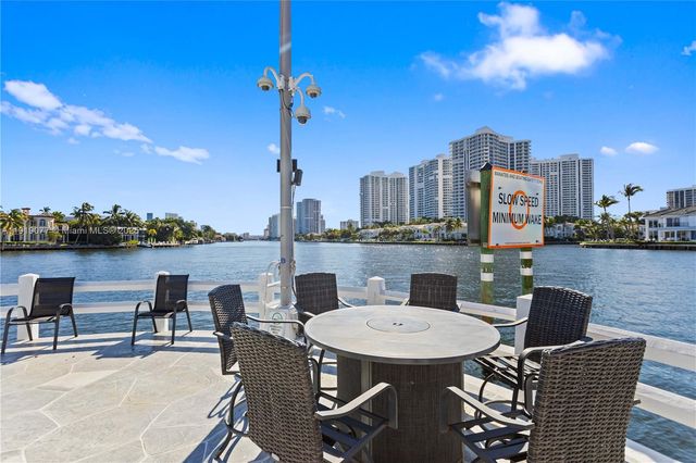 3209 S Ocean Dr 2M, Hallandale Beach, FL 33009