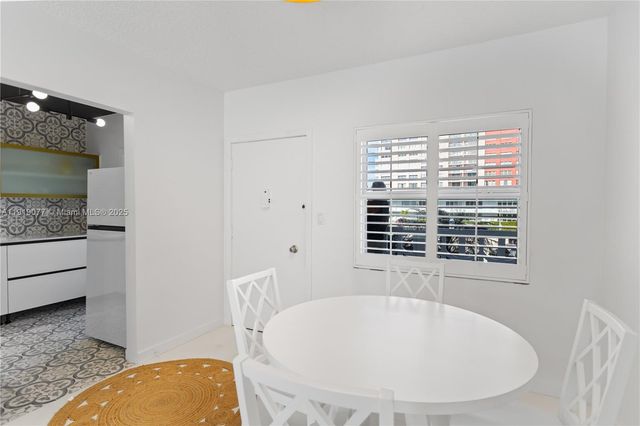 3209 S Ocean Dr 2M, Hallandale Beach, FL 33009