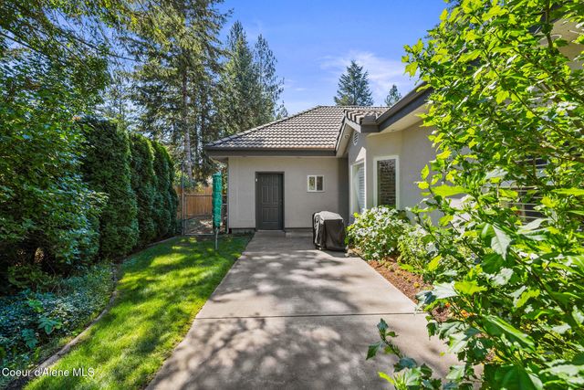 396 S Riviere Ct, Coeur D'alene, ID 83814