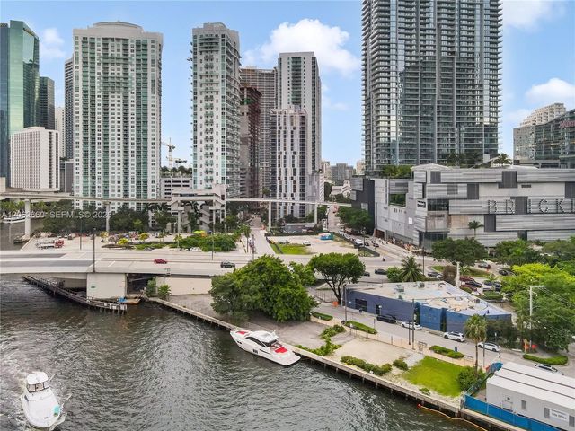31 SE 6th Street 1708, Miami, FL 33131