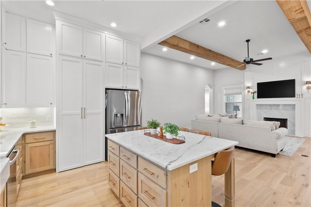 5001 Greenstone Way, Bryan, TX 77802