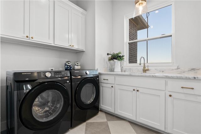 5001 Greenstone Way, Bryan, TX 77802