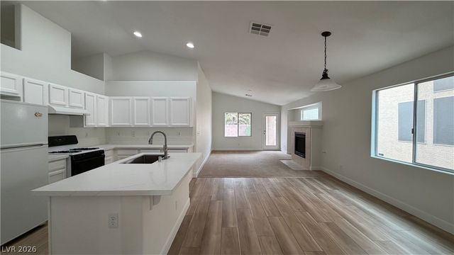 4044 Misty Lilac Court, Las Vegas, NV 89122