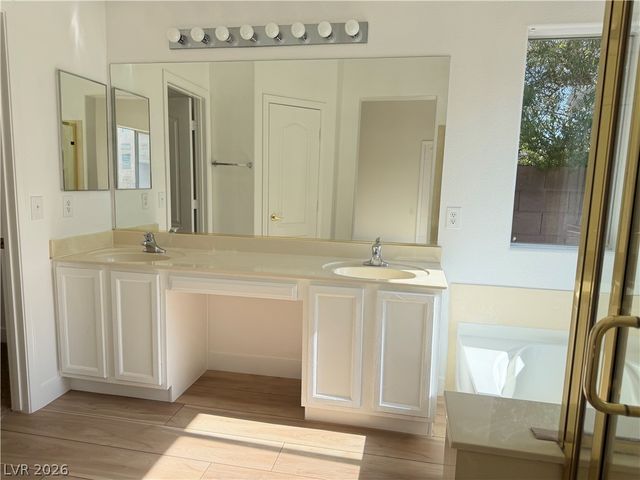 4044 Misty Lilac Court, Las Vegas, NV 89122