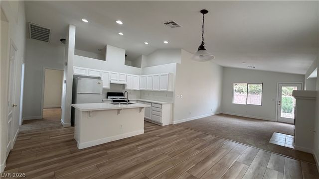 4044 Misty Lilac Court, Las Vegas, NV 89122