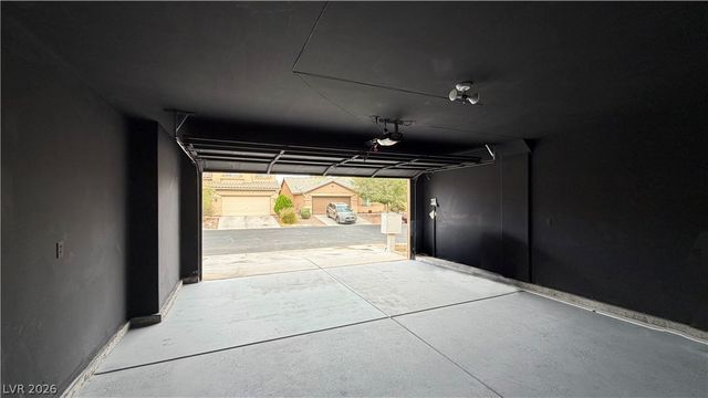 4044 Misty Lilac Court, Las Vegas, NV 89122