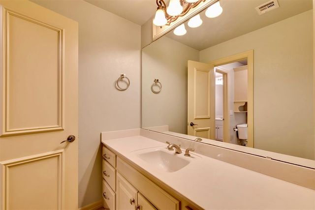 3317 Beacon Hill Street, Edmond, OK 73034