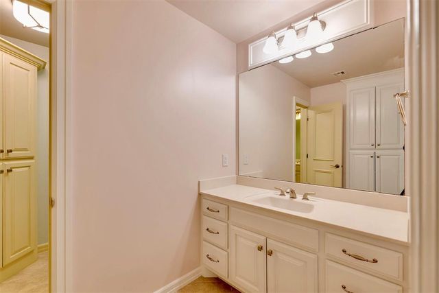 3317 Beacon Hill Street, Edmond, OK 73034