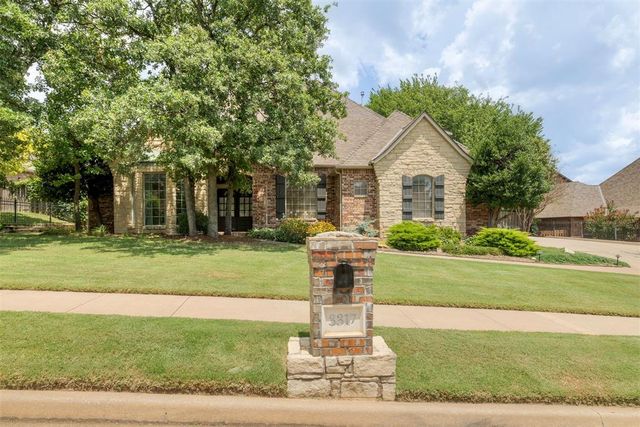 3317 Beacon Hill Street, Edmond, OK 73034