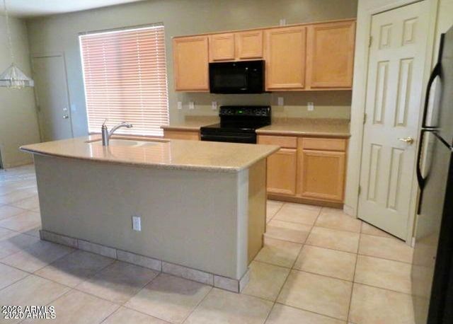 7236 E MELROSE Street, Mesa, AZ 85207