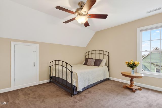 6204 Cabin Branch Drive, Durham, NC 27712