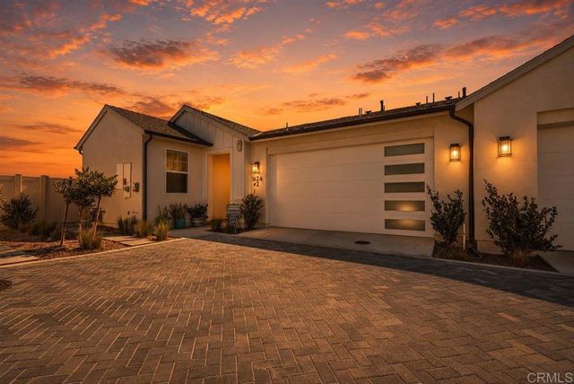 1624 Calle Oxton 2, Chula Vista, CA 91913