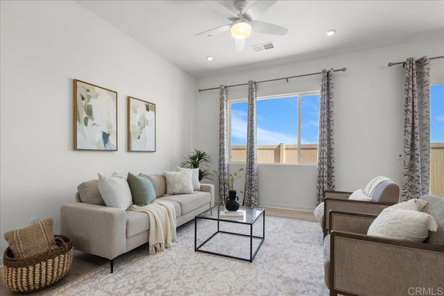 1624 Calle Oxton 2, Chula Vista, CA 91913