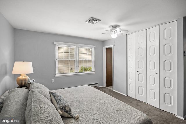 16 ANDOVER CT, Southampton, NJ 08088