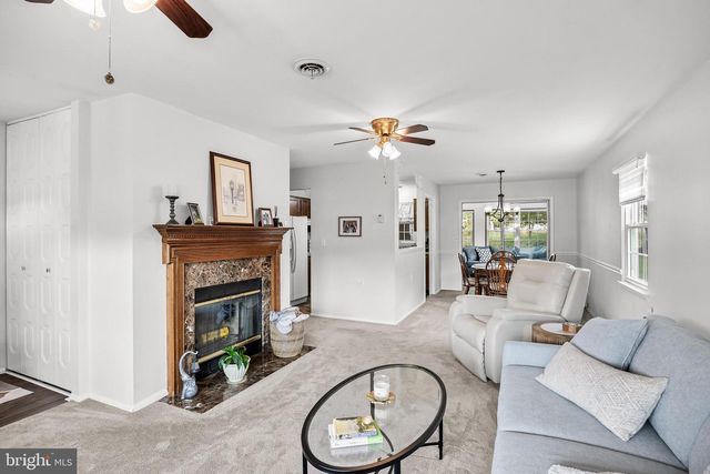 16 ANDOVER CT, Southampton, NJ 08088