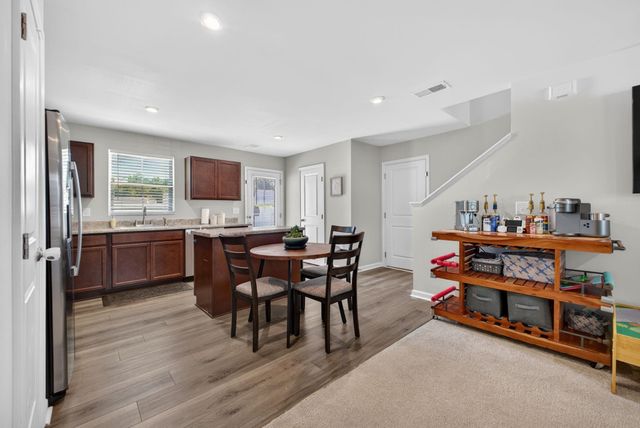2034 Evanston Drive, Wellford, SC 29384