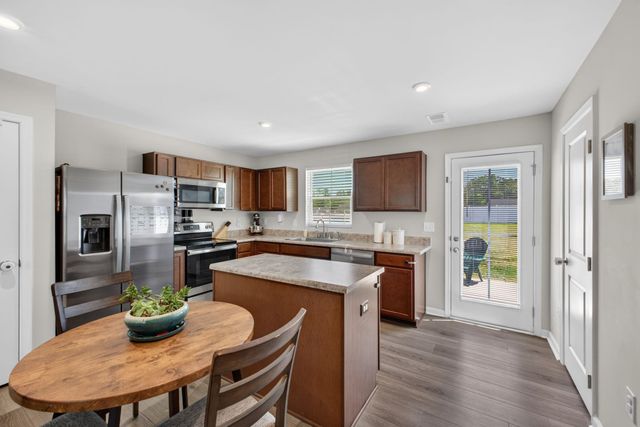 2034 Evanston Drive, Wellford, SC 29384