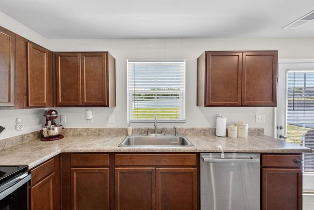 2034 Evanston Drive, Wellford, SC 29384