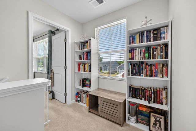 2034 Evanston Drive, Wellford, SC 29384