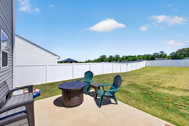 2034 Evanston Drive, Wellford, SC 29384