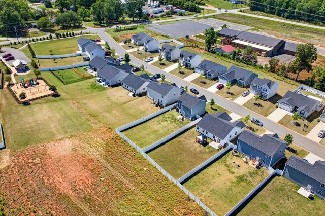 2034 Evanston Drive, Wellford, SC 29384