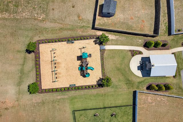 2034 Evanston Drive, Wellford, SC 29384