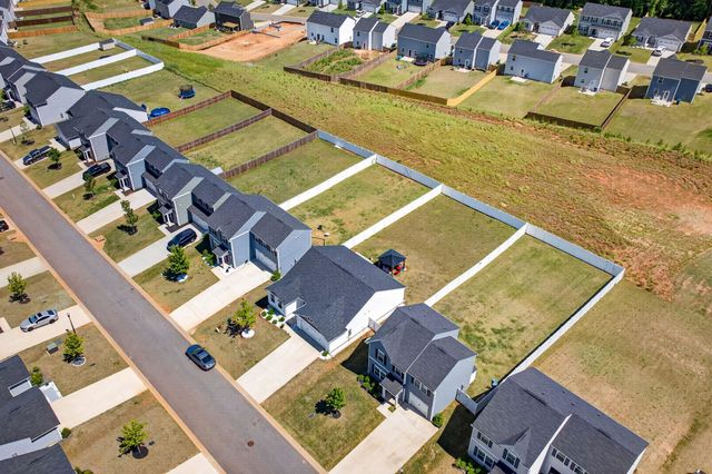 2034 Evanston Drive, Wellford, SC 29384