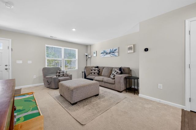2034 Evanston Drive, Wellford, SC 29384