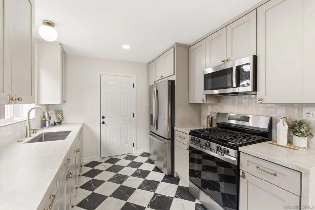 3528 Accomac Ave, San Diego, CA 92111
