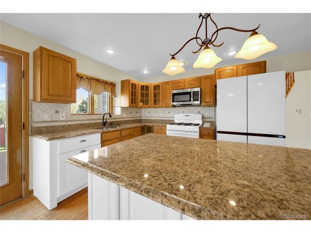 74 Bachar Dr, Fort Morgan, CO 80701