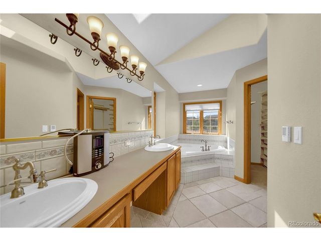 74 Bachar Dr, Fort Morgan, CO 80701