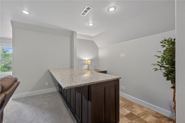 1801 N Candleshoe Drive, Fayetteville, AR 72701