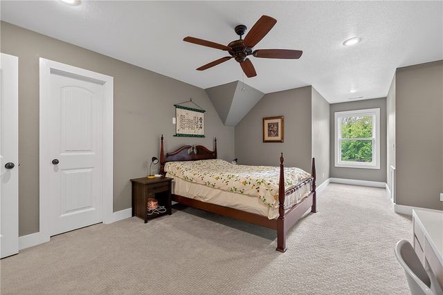 1801 N Candleshoe Drive, Fayetteville, AR 72701