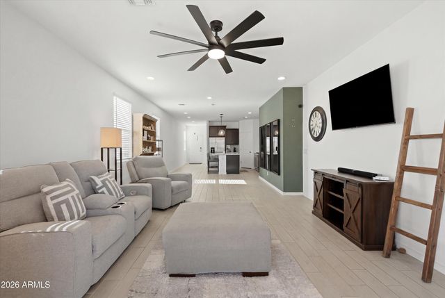 3537 E SANDOVAL Drive, San Tan Valley, AZ 85140