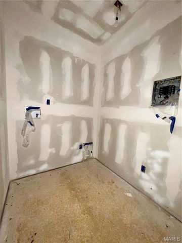 1029 N Woodland Drive, Dexter, MO 63841