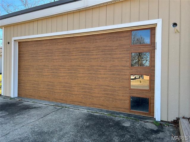 1029 N Woodland Drive, Dexter, MO 63841