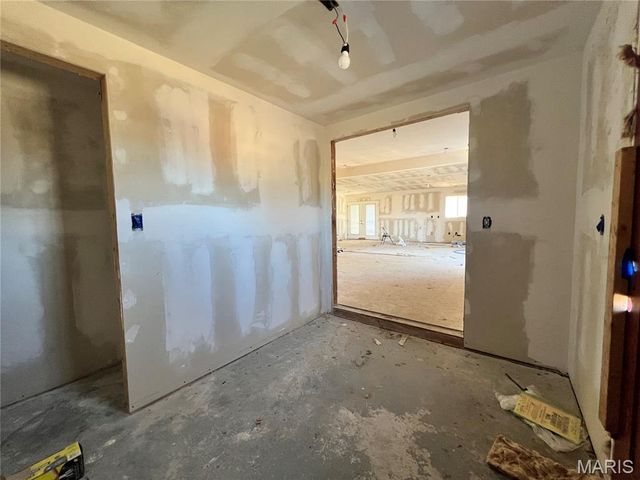 1029 N Woodland Drive, Dexter, MO 63841