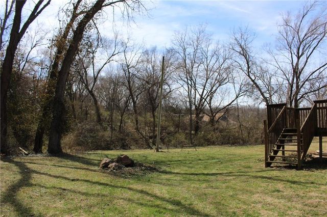 1027 Delaware Street, Leavenworth, KS 66048