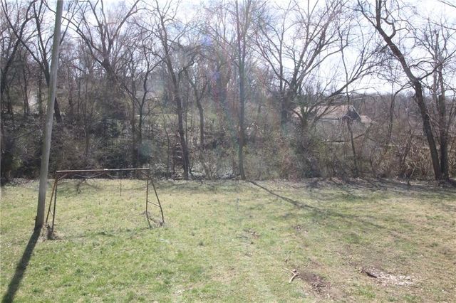 1027 Delaware Street, Leavenworth, KS 66048