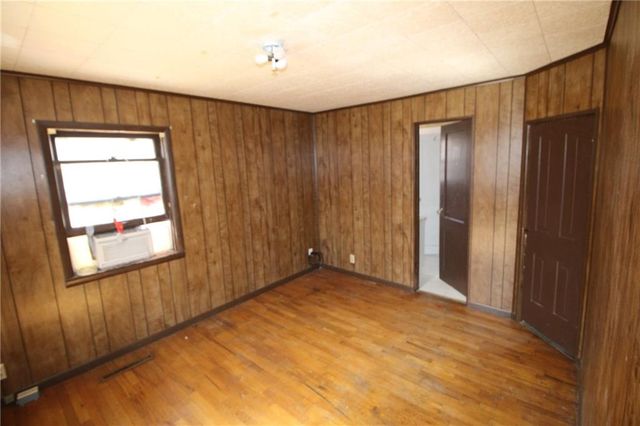 1027 Delaware Street, Leavenworth, KS 66048