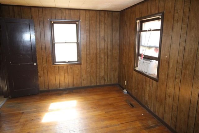 1027 Delaware Street, Leavenworth, KS 66048