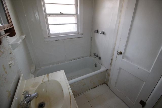 1027 Delaware Street, Leavenworth, KS 66048