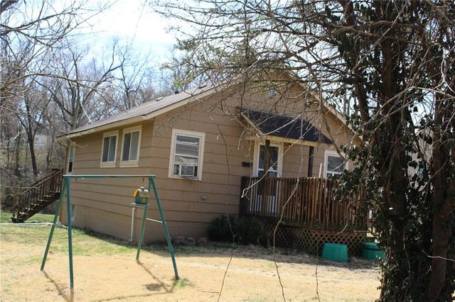 1027 Delaware Street, Leavenworth, KS 66048